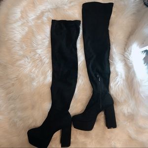 ASOS high knee platform boots 🖤